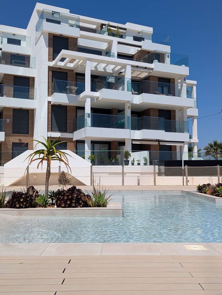 2 soveværelse Lejlighed til salg i Denia med swimmingpool garage - € 379.000 (Ref: 9672938)