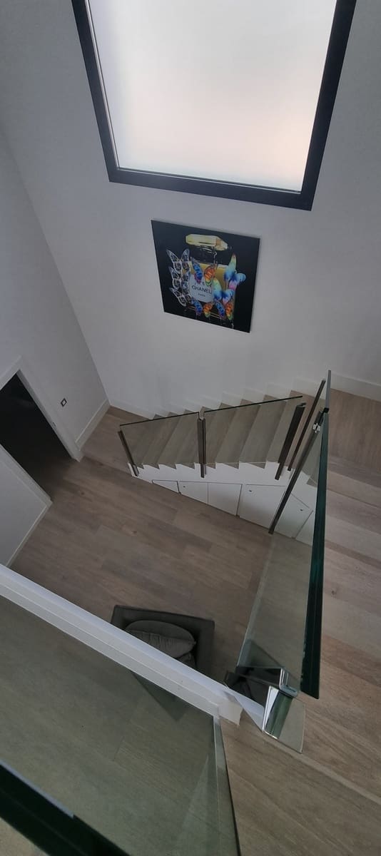 Chalet de 3 habitaciones en Finestrat en venta con piscina garaje - 625.000 € (Ref: 9672981)