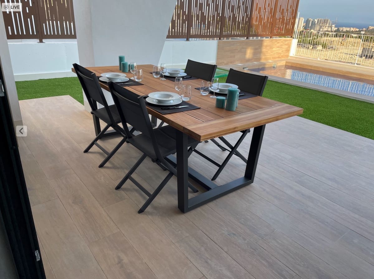 Chalet de 3 habitaciones en Finestrat en venta con piscina garaje - 625.000 € (Ref: 9672981)