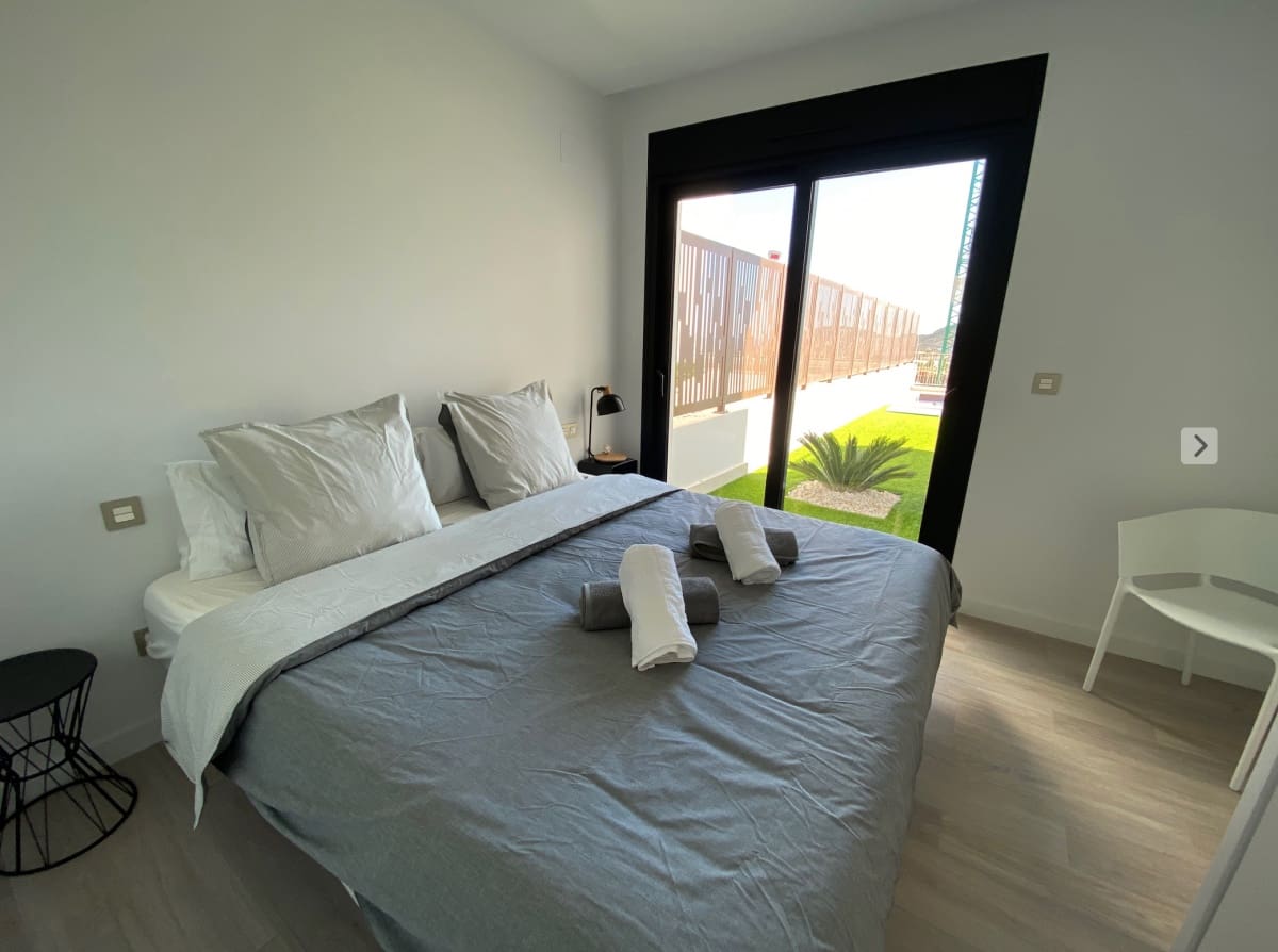 Chalet de 3 habitaciones en Finestrat en venta con piscina garaje - 625.000 € (Ref: 9672981)