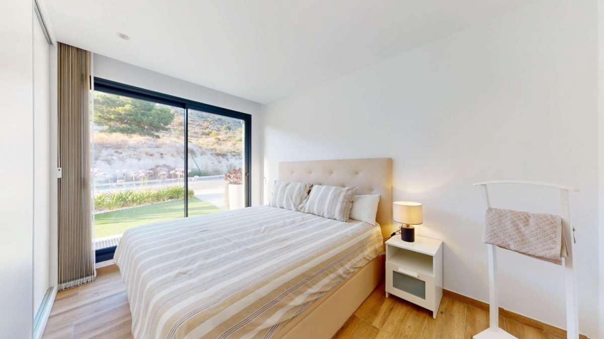3 Zimmer Villa zu verkaufen in Monforte del Cid mit Pool - 795.000 € (Ref: 9672997)