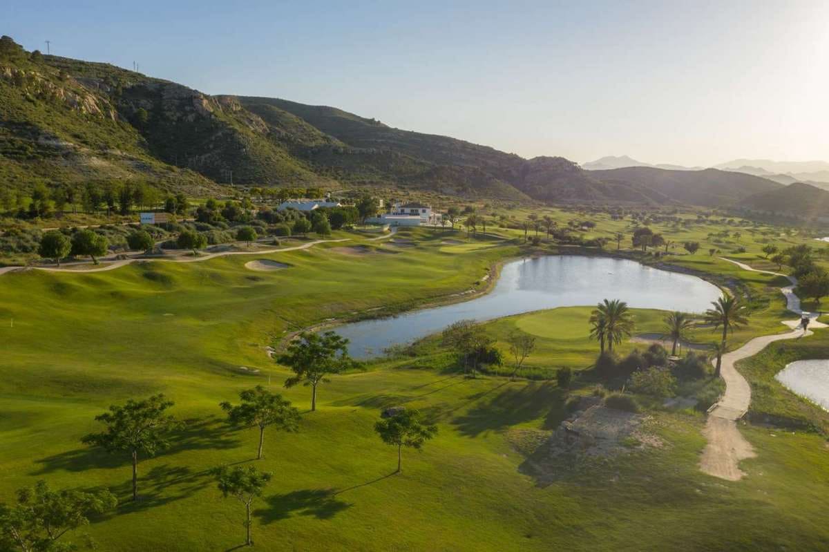 2 chambre Appartement à vendre à Monforte del Cid avec piscine garage - 299 000 € (Ref: 9673006)