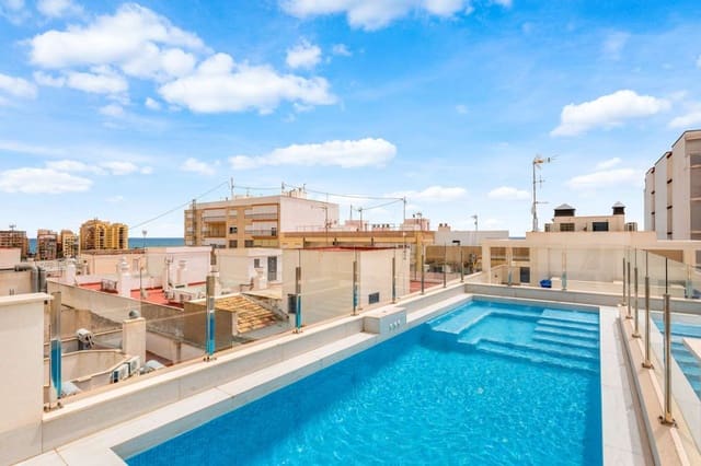 2 bedroom Apartment for sale in Las Piscinas Naturales, Torrevieja with garage - € 249,000 (Ref: 9673042)