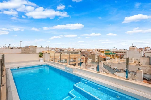 2 bedroom Apartment for sale in Las Piscinas Naturales, Torrevieja with garage - € 249,000 (Ref: 9673042)