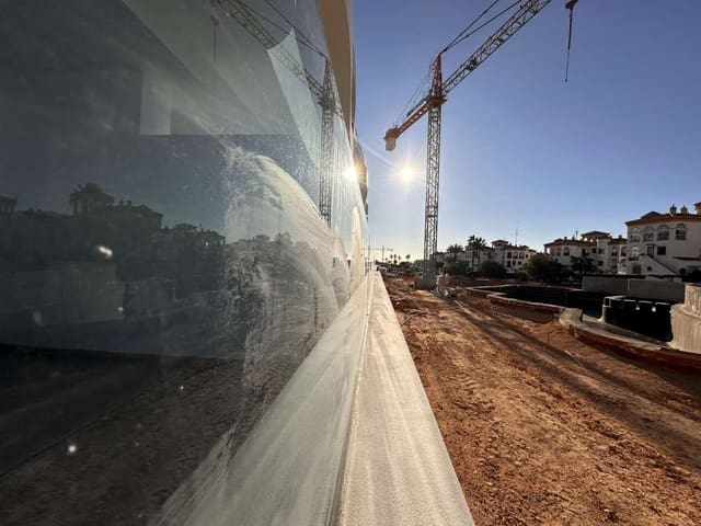 3 makuuhuone Huoneisto myytävänä paikassa Playa Flamenca, Orihuela mukana 
autotalli - 395 000 € (Ref: 9673194)