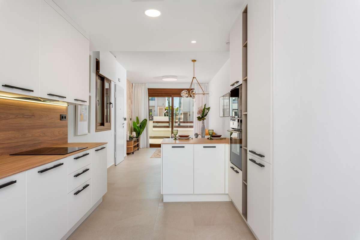 2 camera da letto Bungalow in vendita in Torrevieja con piscina garage - 315.000 € (Rif: 9673359)