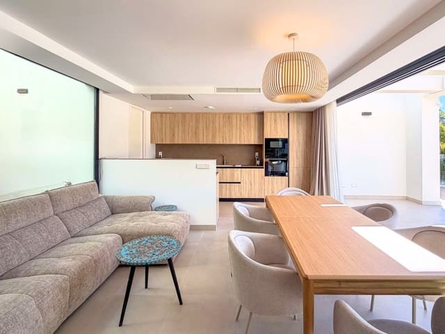 5 bedroom Villa for sale in Monforte del Cid with pool garage - € 790,000 (Ref: 9688636)