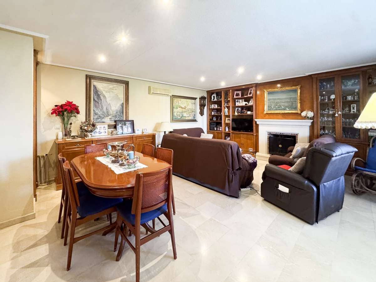 Chalet de 5 habitaciones en Muchamiel / Mutxamel en venta con piscina garaje - 595.000 € (Ref: 9720894)