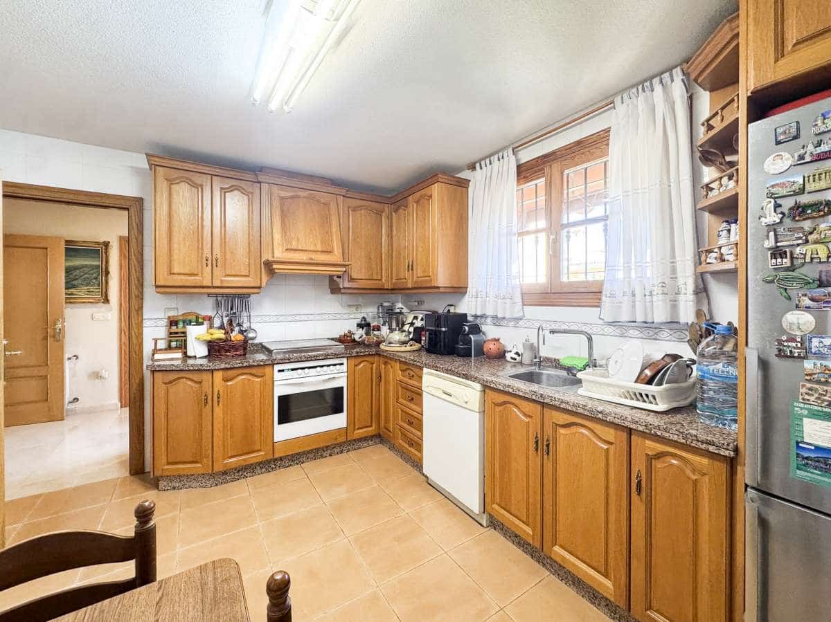 Chalet de 5 habitaciones en Muchamiel / Mutxamel en venta con piscina garaje - 595.000 € (Ref: 9720894)