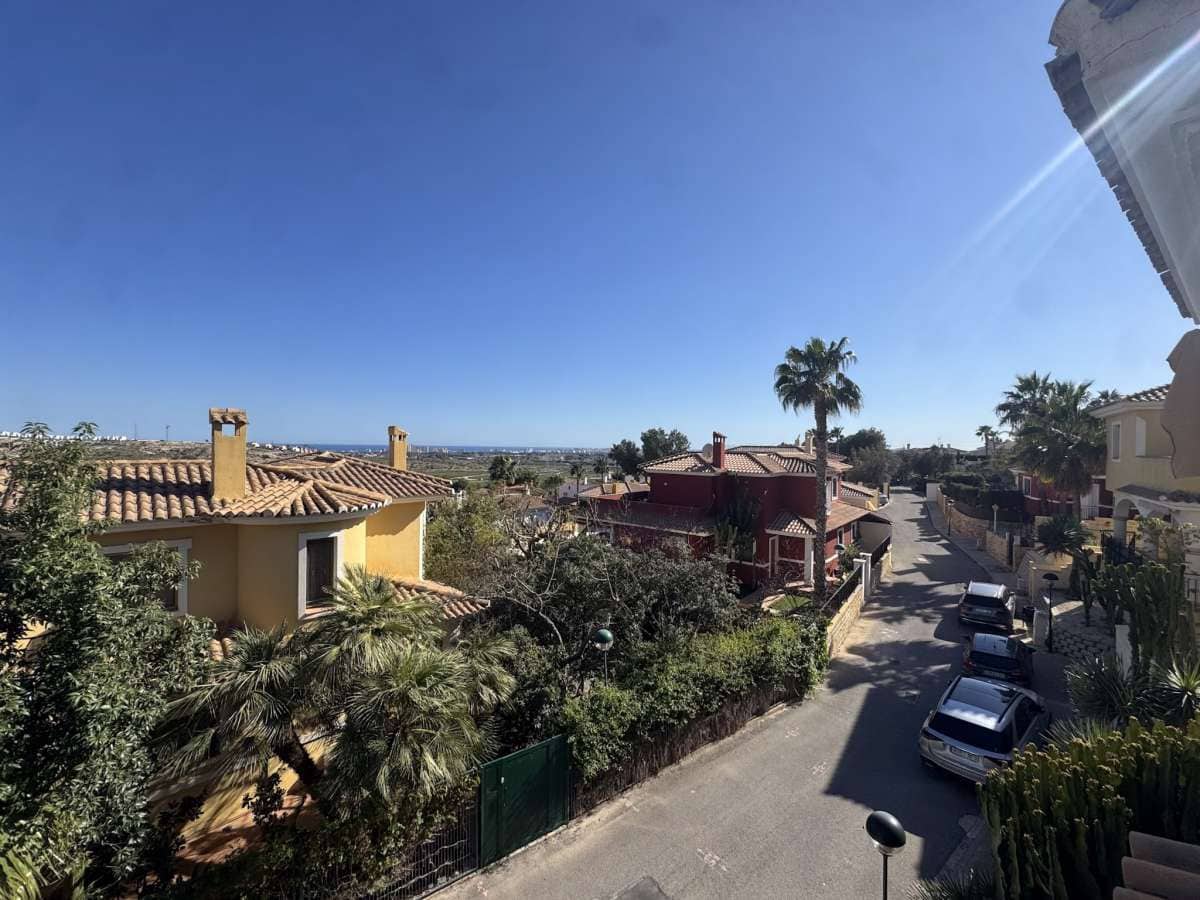 Chalet de 5 habitaciones en Muchamiel / Mutxamel en venta con piscina garaje - 595.000 € (Ref: 9720894)