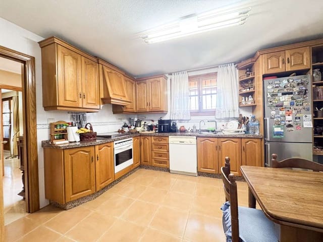 5 bedroom Villa for sale in Muchamiel / Mutxamel with pool garage - € 595,000 (Ref: 9720894)