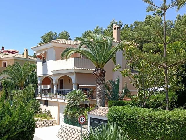 5 bedroom Villa for sale in Muchamiel / Mutxamel with pool garage - € 595,000 (Ref: 9720894)