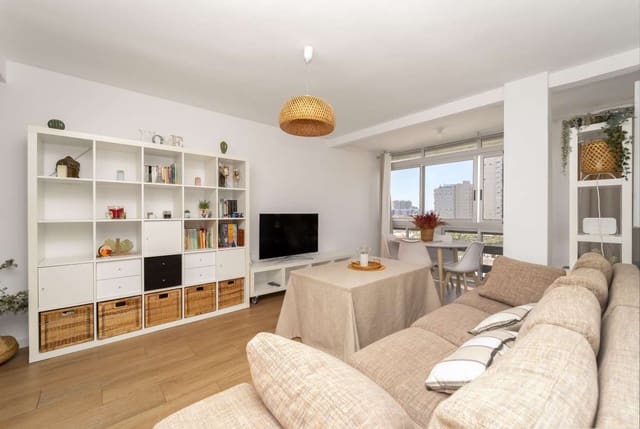 3 bedroom Apartment for sale in Playa de Muchavista, El Campello with pool - € 420,000 (Ref: 9726167)