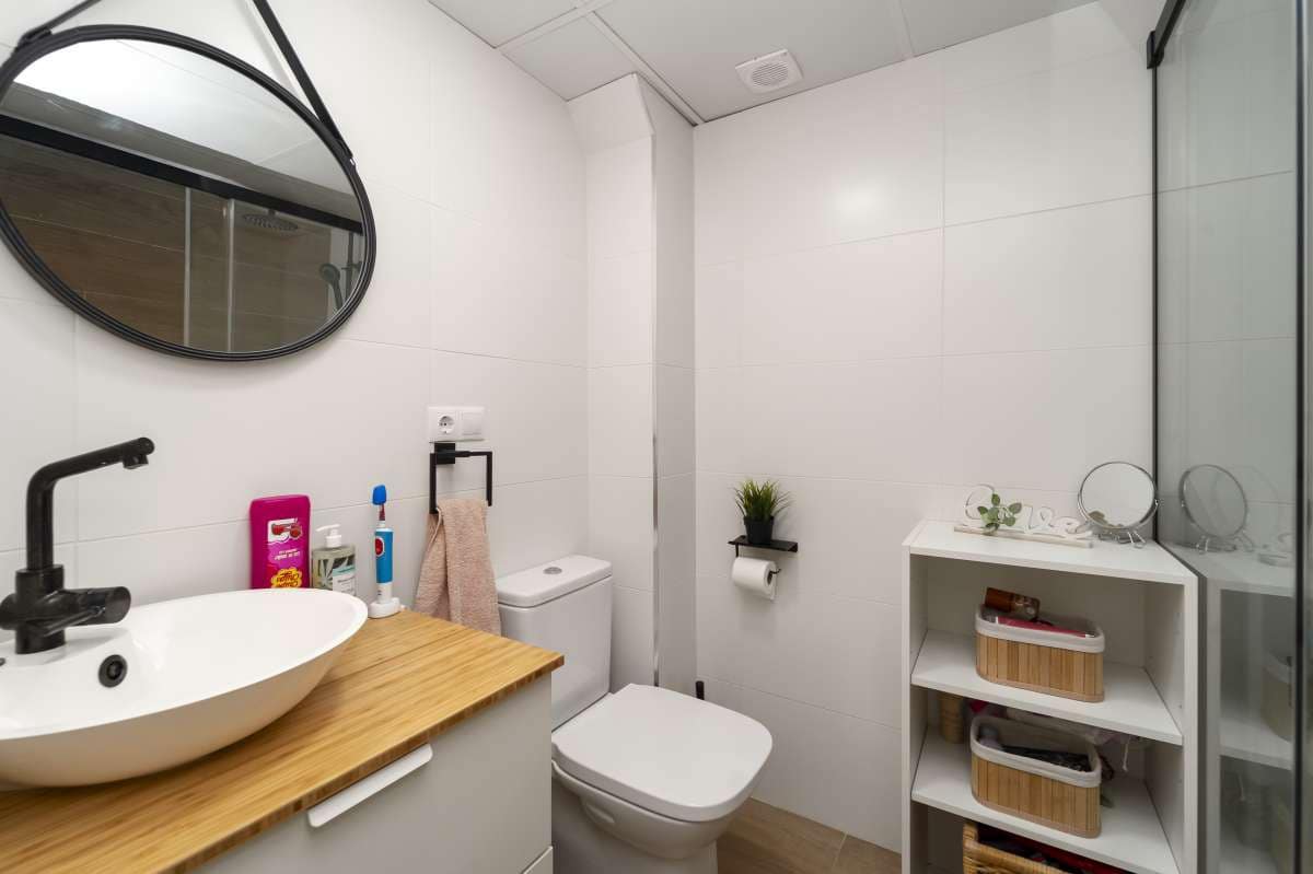 3 bedroom Apartment for sale in El Campello with pool - € 420,000 (Ref: 9726167)