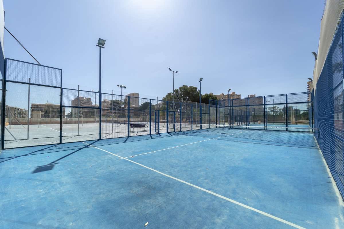 3 bedroom Apartment for sale in El Campello with pool - € 420,000 (Ref: 9726167)