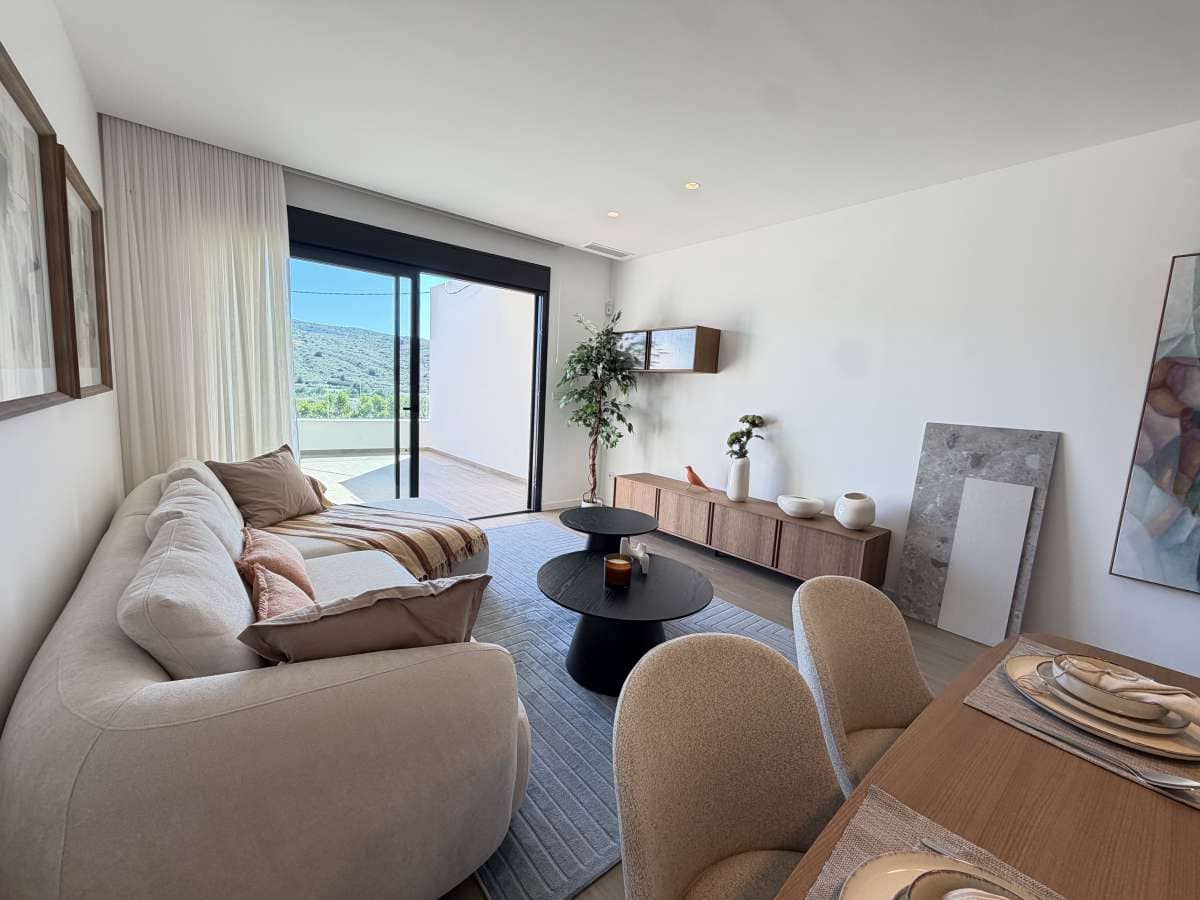 2 bedroom Apartment for sale in Monforte del Cid with garage - € 310,000 (Ref: 9734077)