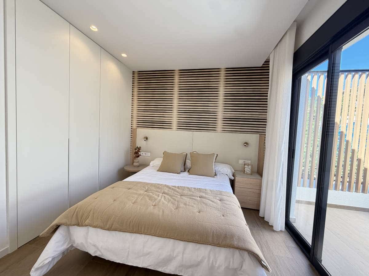 2 soveværelse Lejlighed til salg i Monforte del Cid med garage - € 310.000 (Ref: 9734078)