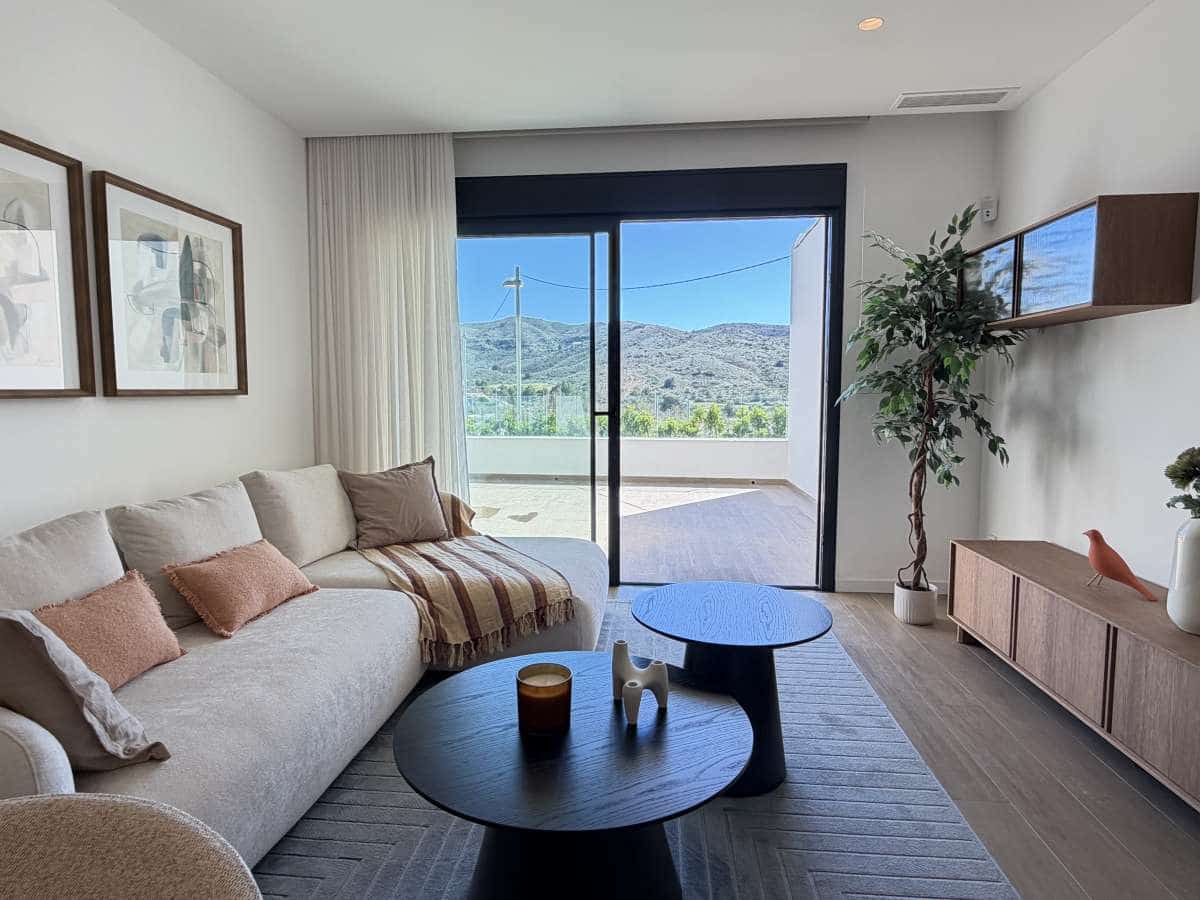 2 soveværelse Lejlighed til salg i Monforte del Cid med garage - € 395.000 (Ref: 9737308)