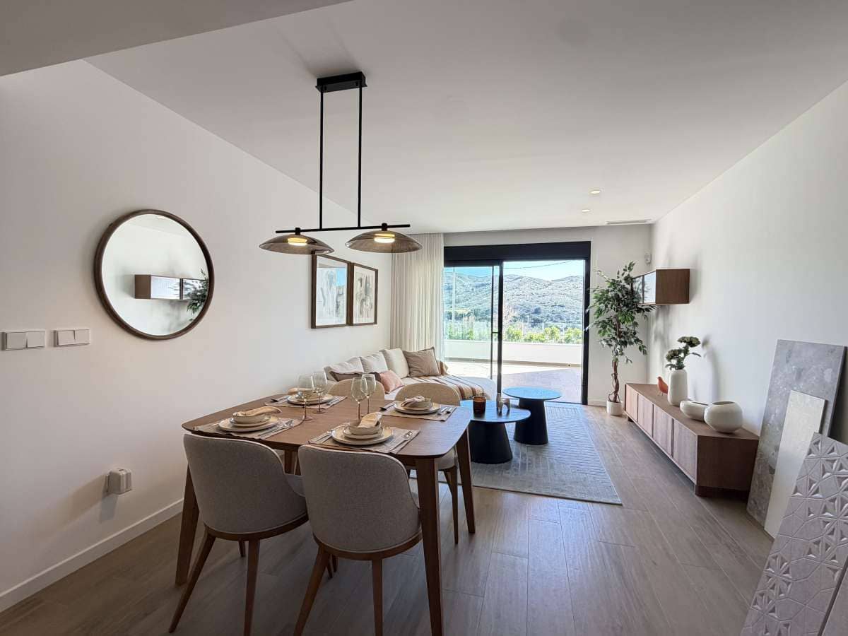 2 soveværelse Lejlighed til salg i Monforte del Cid med garage - € 395.000 (Ref: 9737308)