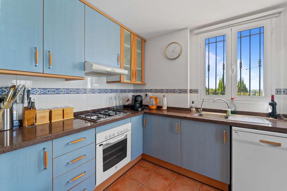 4 makuuhuone Huvila myytävänä paikassa Bonalba mukana uima-altaan 
autotalli - 465 000 € (Ref: 9751110)