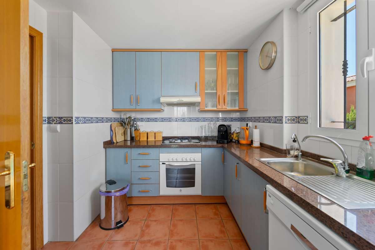 4 makuuhuone Huvila myytävänä paikassa Bonalba mukana uima-altaan 
autotalli - 465 000 € (Ref: 9751110)