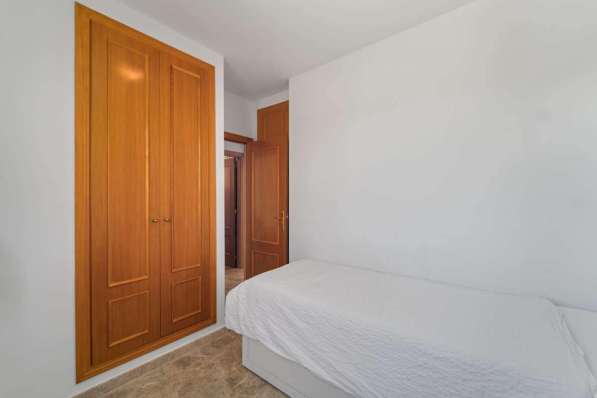 4 makuuhuone Huvila myytävänä paikassa Bonalba mukana uima-altaan 
autotalli - 465 000 € (Ref: 9751110)