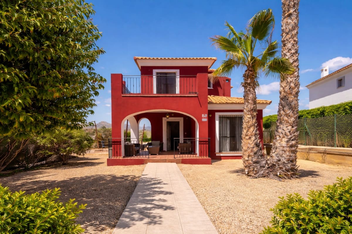 4 makuuhuone Huvila myytävänä paikassa Bonalba mukana uima-altaan 
autotalli - 465 000 € (Ref: 9751110)