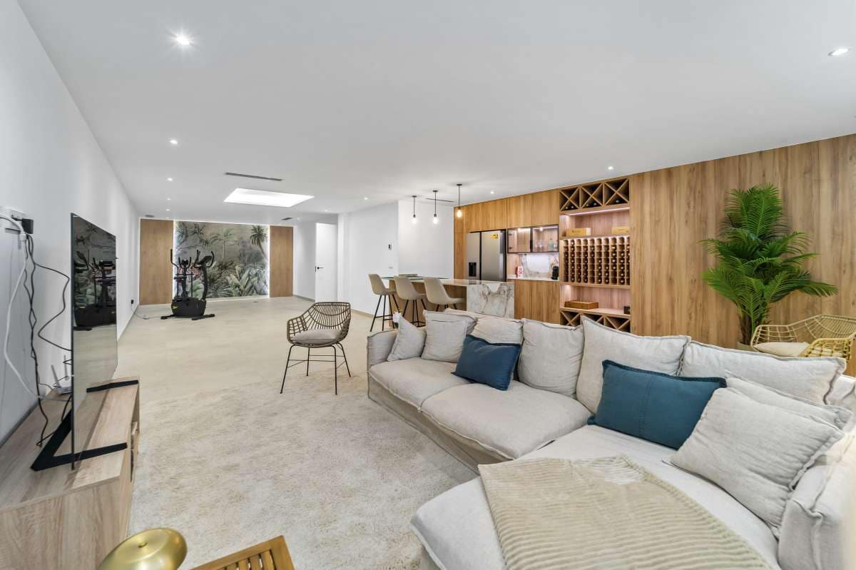 3 soveværelse Villa til salg i Polop med swimmingpool garage - € 775.000 (Ref: 9751274)