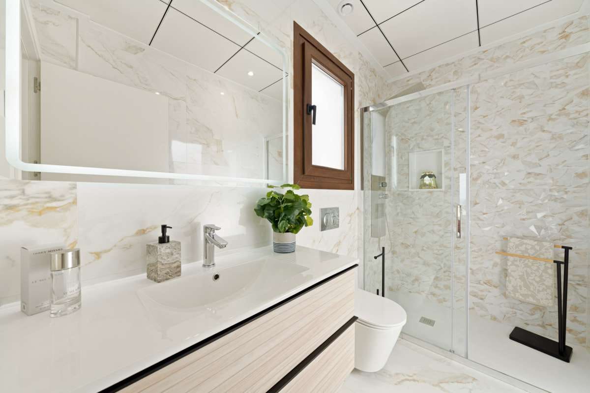 3 sypialnia Willa na sprzedaż w Polop z basenem garażem - 598 000 € (Ref: 9751375)