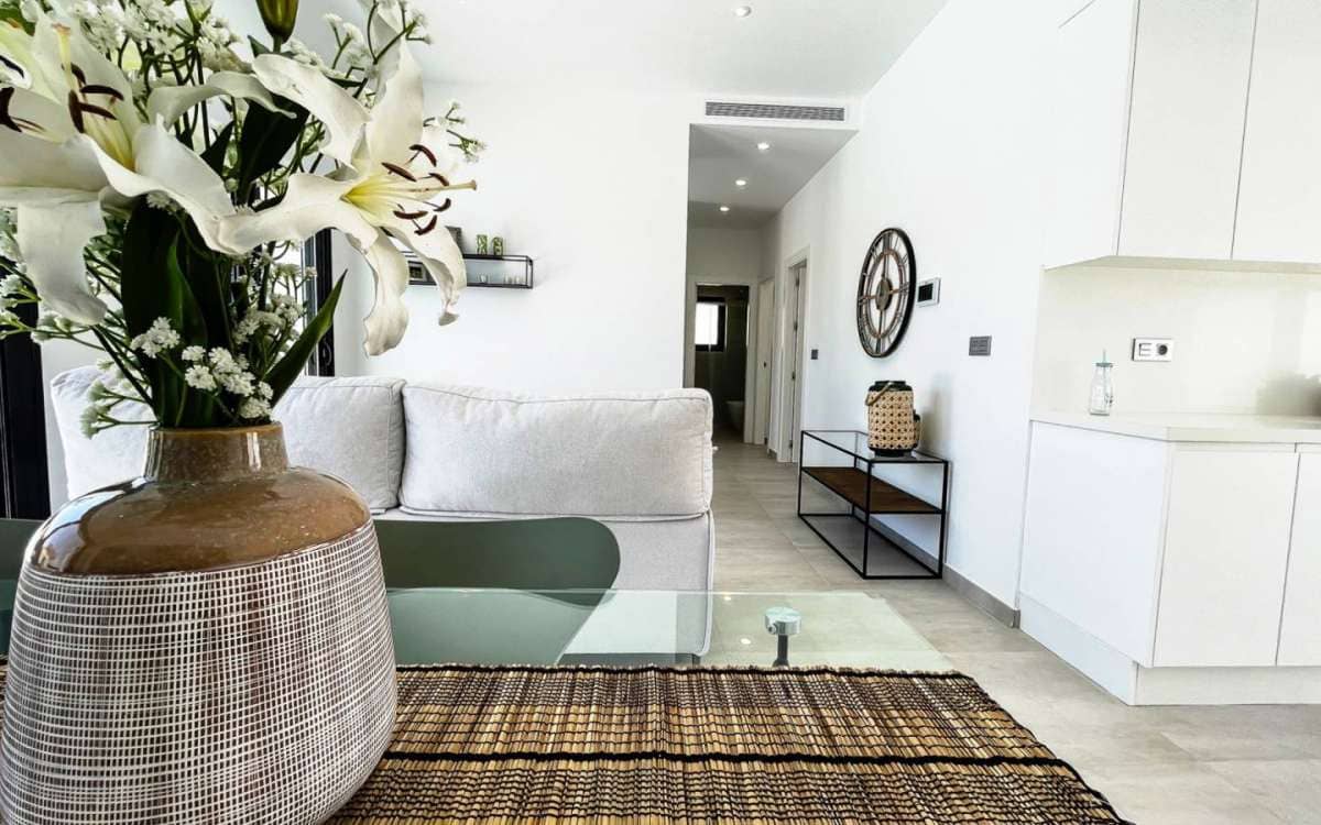 Chalet de 3 habitaciones en Pilar de la Horadada en venta con piscina - 431.560 € (Ref: 9751389)