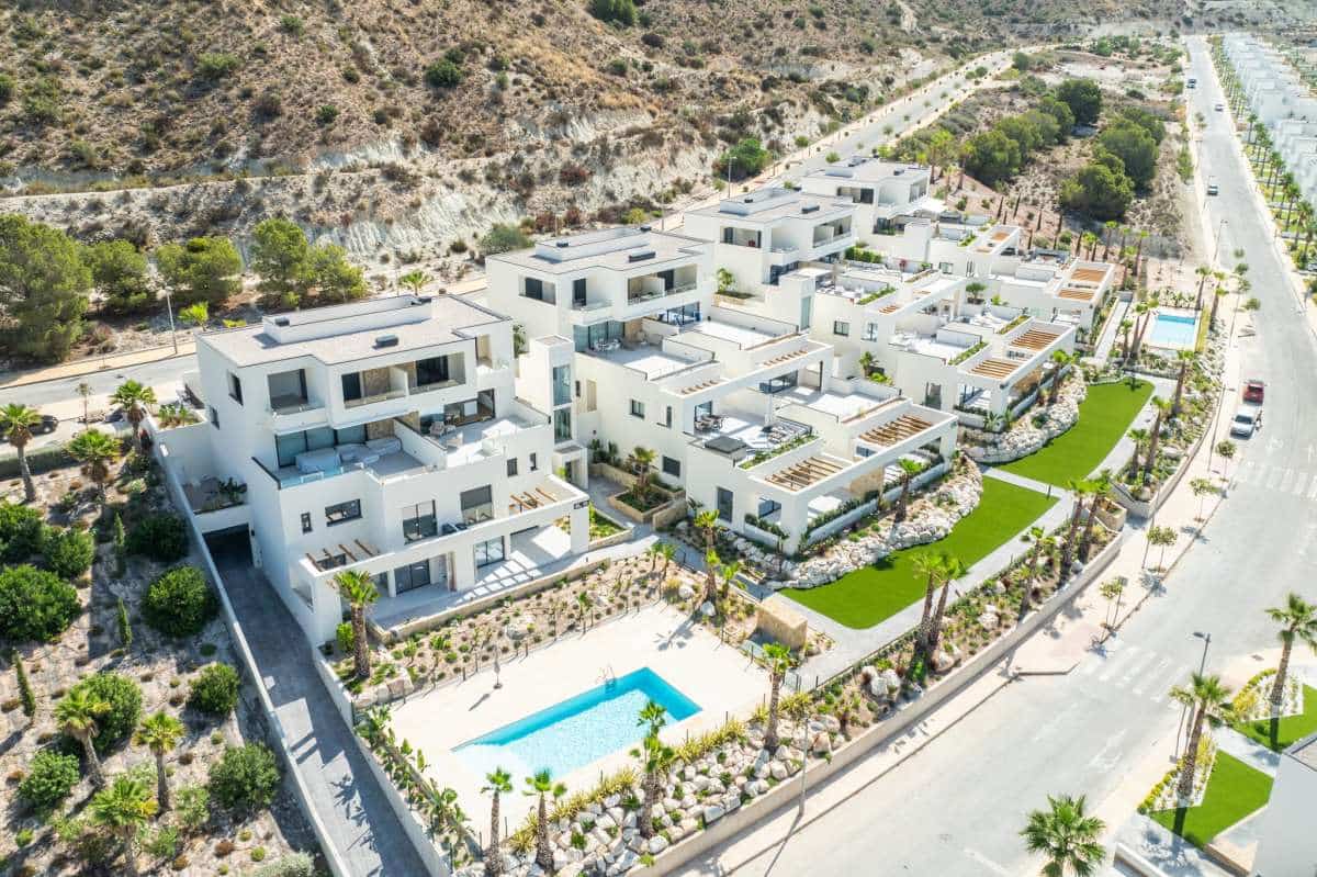 2 soveværelse Lejlighed til salg i Monforte del Cid med swimmingpool - € 395.000 (Ref: 9751394)