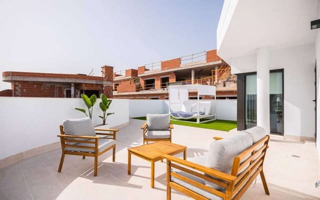 3 chambre Villa/Maison à vendre à Los Balcones - Los Altos, Torrevieja avec piscine garage - 414 000 € (Ref: 9751402)