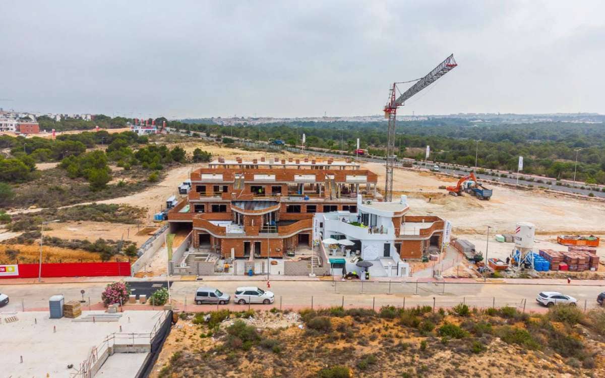 3 chambre Villa/Maison à vendre à Torrevieja avec piscine garage - 414 000 € (Ref: 9751402)