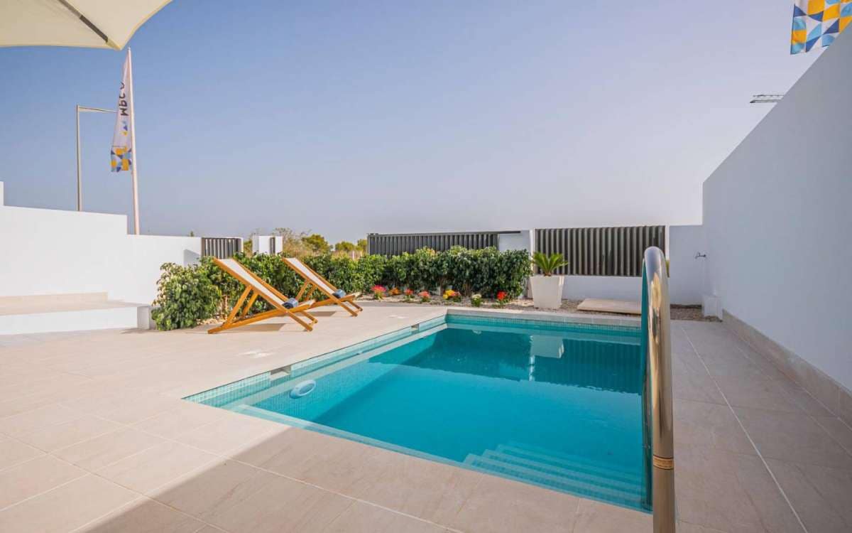 3 chambre Villa/Maison à vendre à Torrevieja avec piscine garage - 414 000 € (Ref: 9751402)