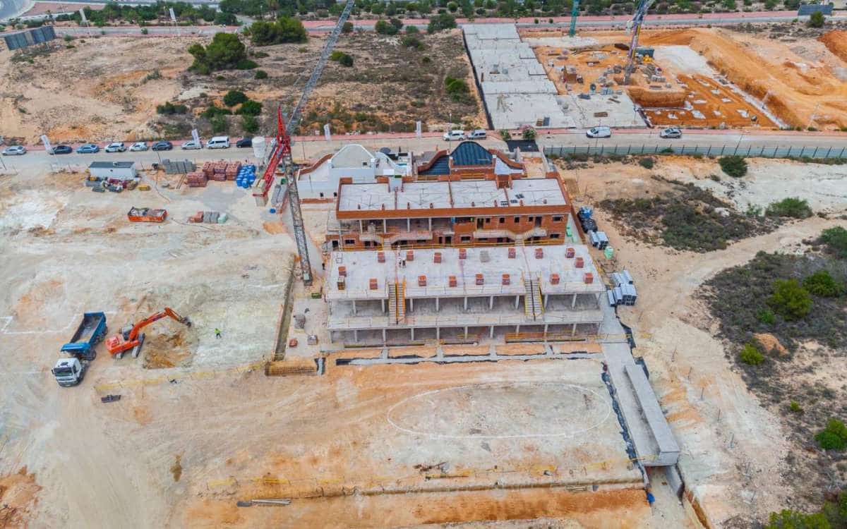 3 chambre Villa/Maison à vendre à Torrevieja avec piscine garage - 414 000 € (Ref: 9751402)