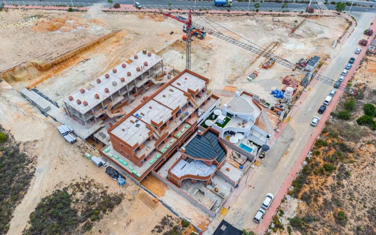 3 chambre Villa/Maison à vendre à Torrevieja avec piscine garage - 414 000 € (Ref: 9751402)