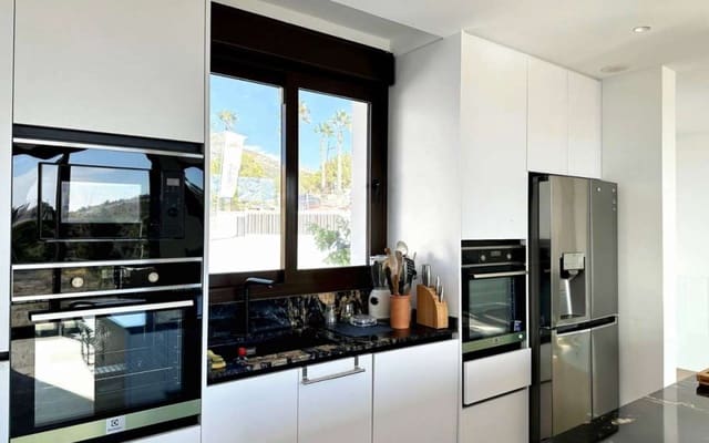 3 sypialnia Willa na sprzedaż w Golf Bahía, Finestrat z basenem garażem - 780 000 € (Ref: 9772464)