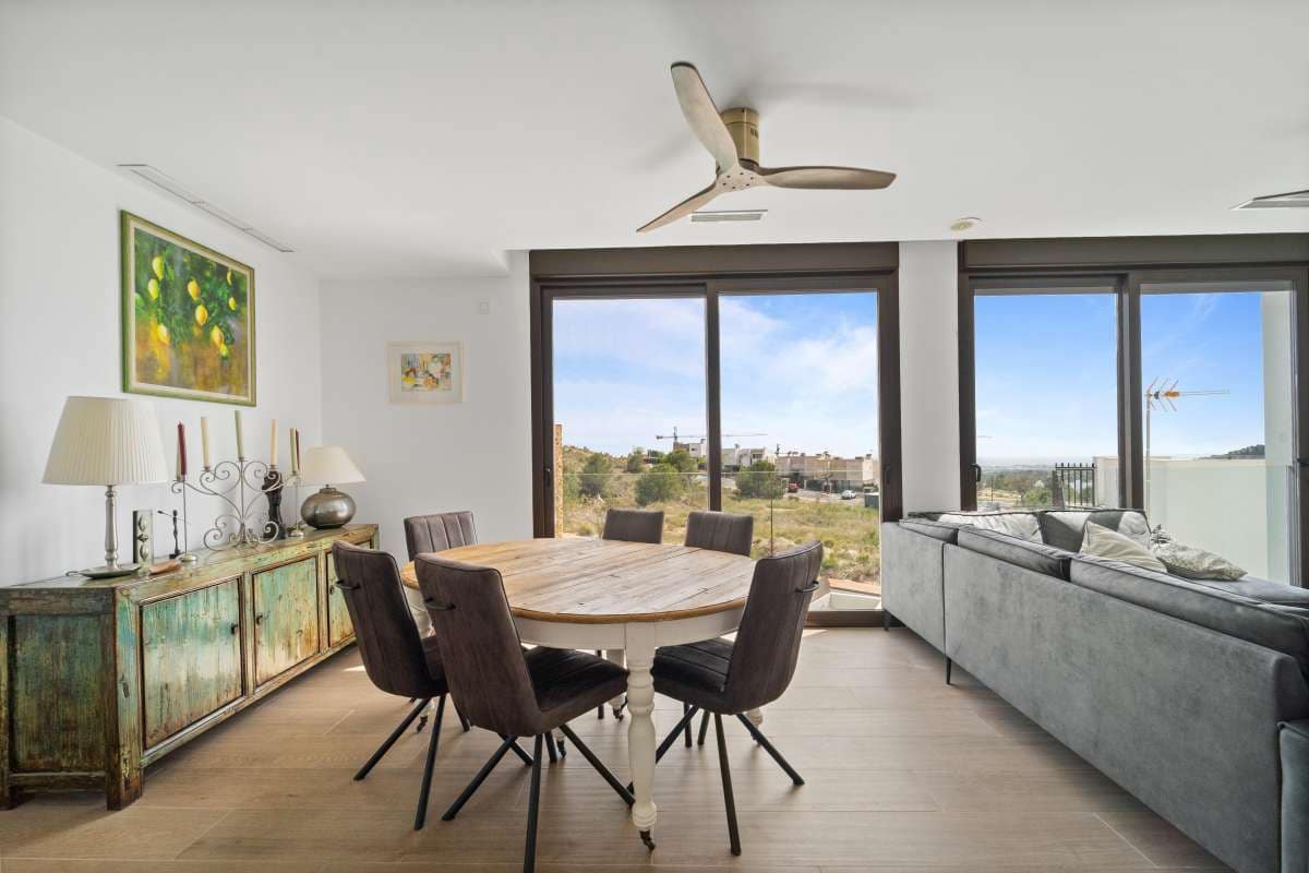 3 bedroom Villa for sale in Finestrat with pool garage - € 780,000 (Ref: 9772464)