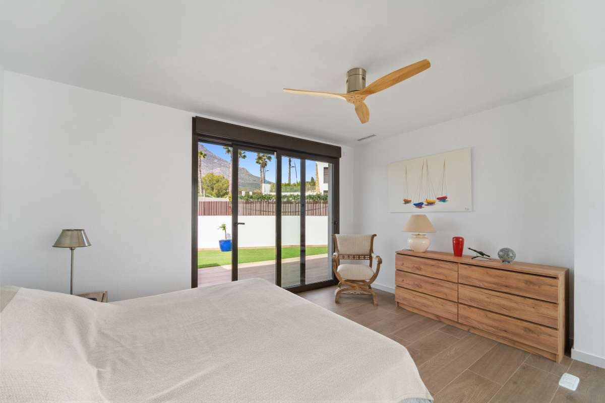 3 bedroom Villa for sale in Finestrat with pool garage - € 780,000 (Ref: 9772464)