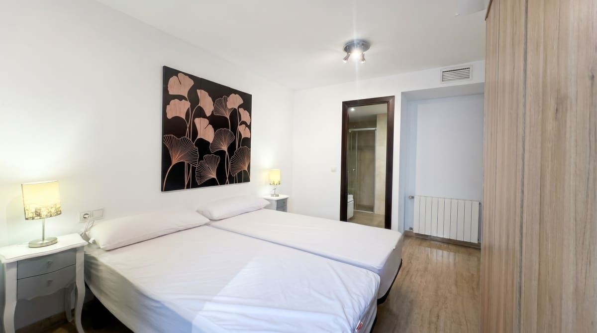 2 sovrum Lägenhet till salu i Alicante stad med garage - 850 000 € (Ref: 9810852)