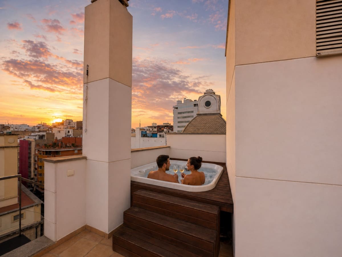 2 bedroom Apartment for sale in Alicante / Alacant city with garage - € 850,000 (Ref: 9810852)