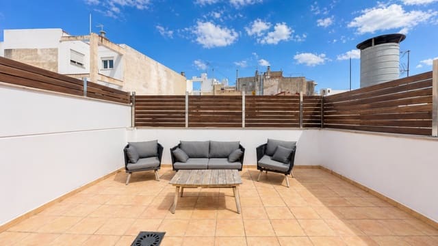 3 bedroom Apartment for sale in Barrio del Centro, Alicante / Alacant city with garage - € 850,000 (Ref: 9815225)
