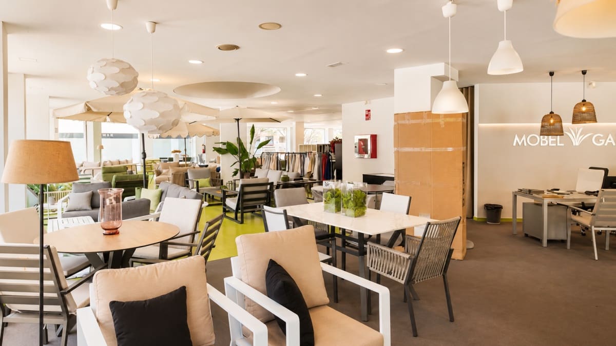 Komercyjne na sprzedaż w Miasto Alicante / Alacant - 950 000 € (Ref: 9891416)