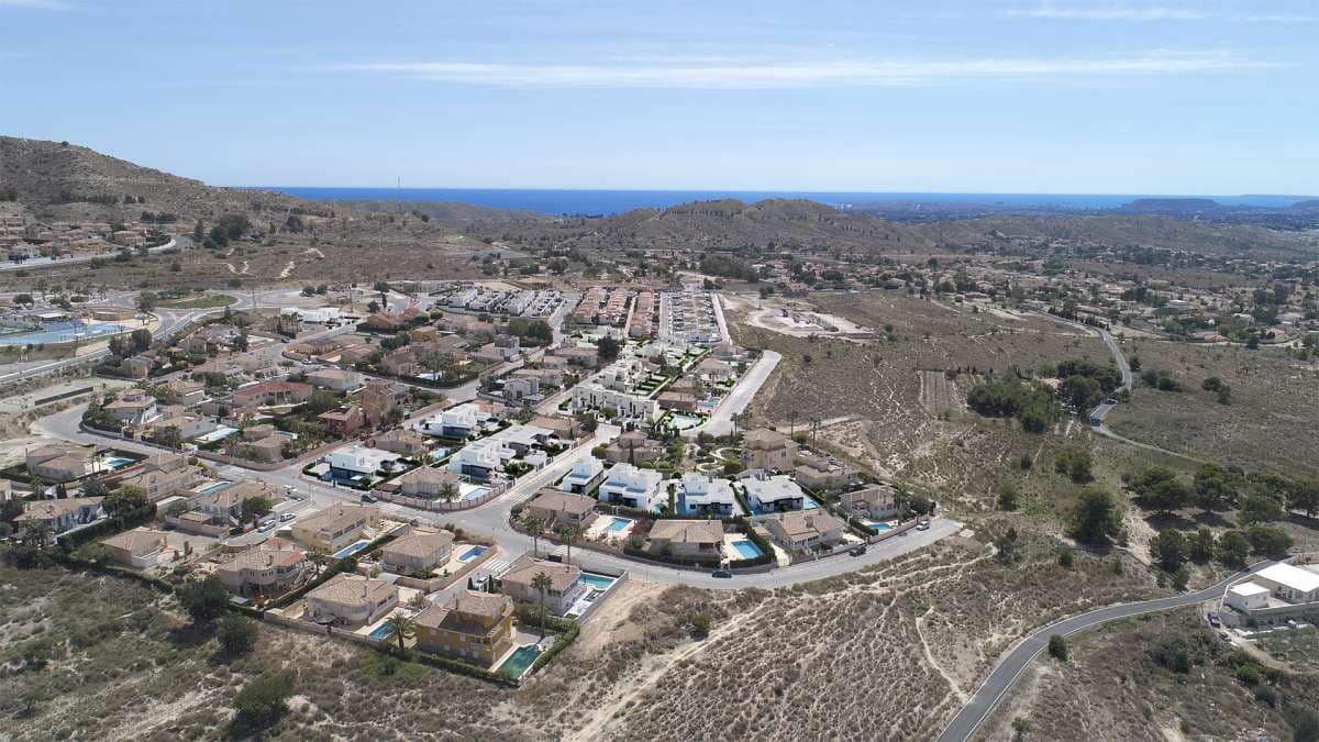 3 bedroom Villa for sale in Busot with pool garage - € 409,000 (Ref: 9906640)