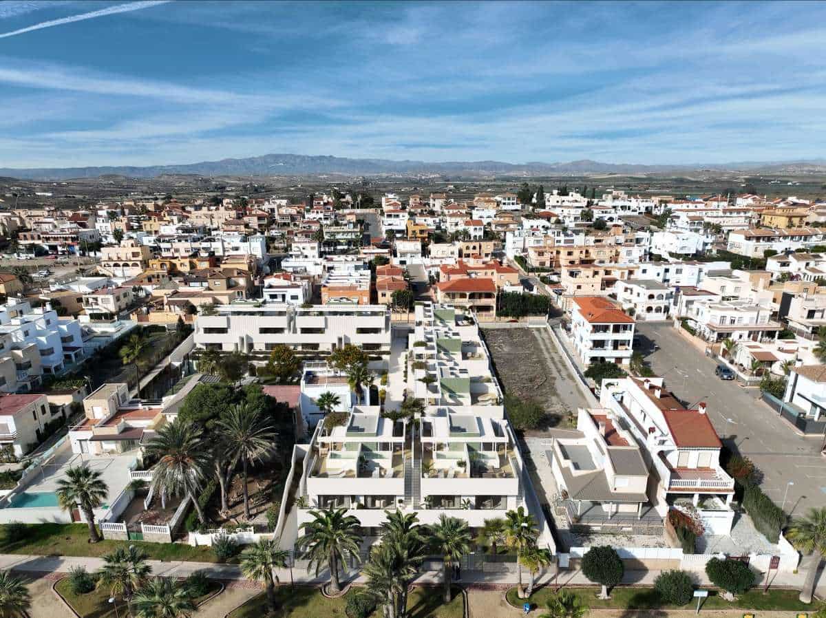 3 bedroom Apartment for sale in Vera with pool garage - € 425,000 (Ref: 9914116)