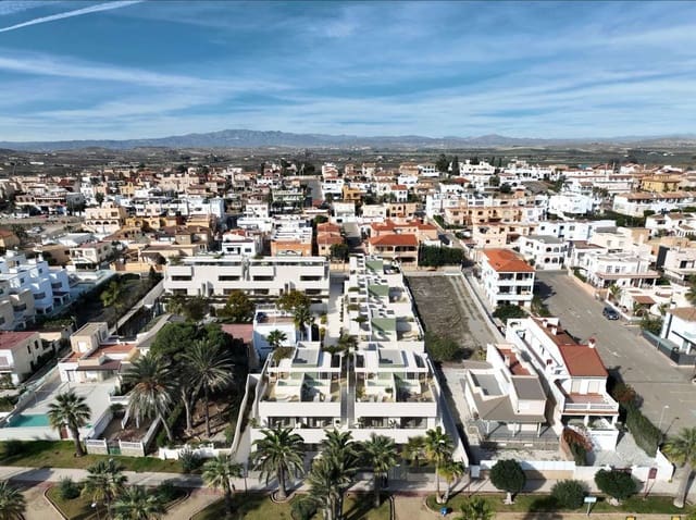 3 bedroom Apartment for sale in Las Marinas - Pueblo Laguna, Vera with pool garage - € 425,000 (Ref: 9914116)