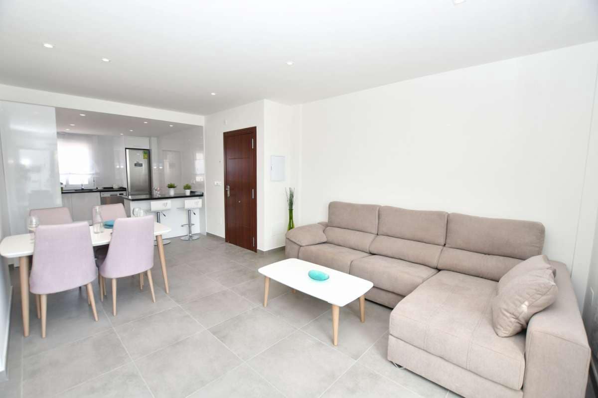 2 soverom Bungalow til salgs i San Miguel de Salinas med svømmebasseng garasje - € 251 900 (Ref: 9914129)
