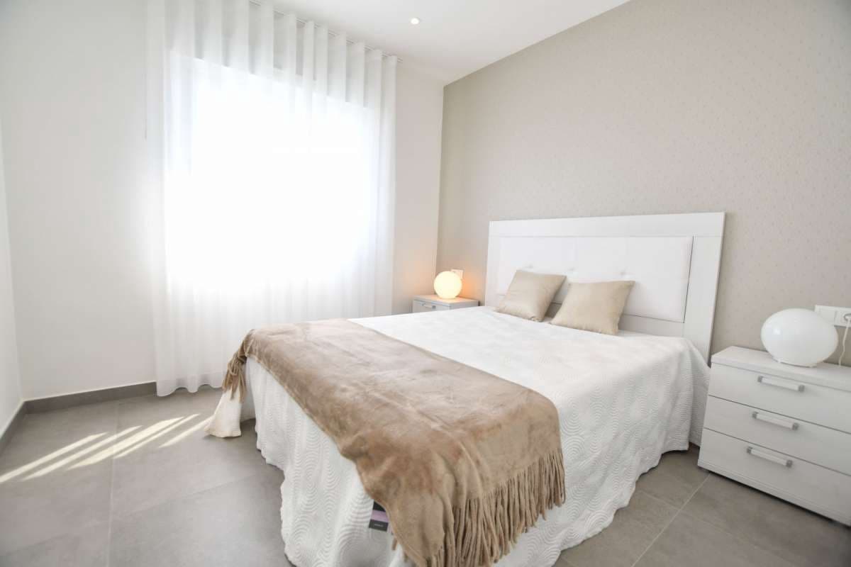 2 soverom Bungalow til salgs i San Miguel de Salinas med svømmebasseng garasje - € 251 900 (Ref: 9914129)