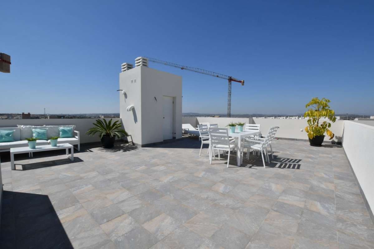 2 soverom Bungalow til salgs i San Miguel de Salinas med svømmebasseng garasje - € 251 900 (Ref: 9914129)
