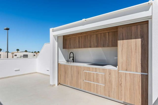 3 Zimmer Villa zu verkaufen in Ciudad, San Javier mit Pool Garage - 739.900 € (Ref: 9914142)